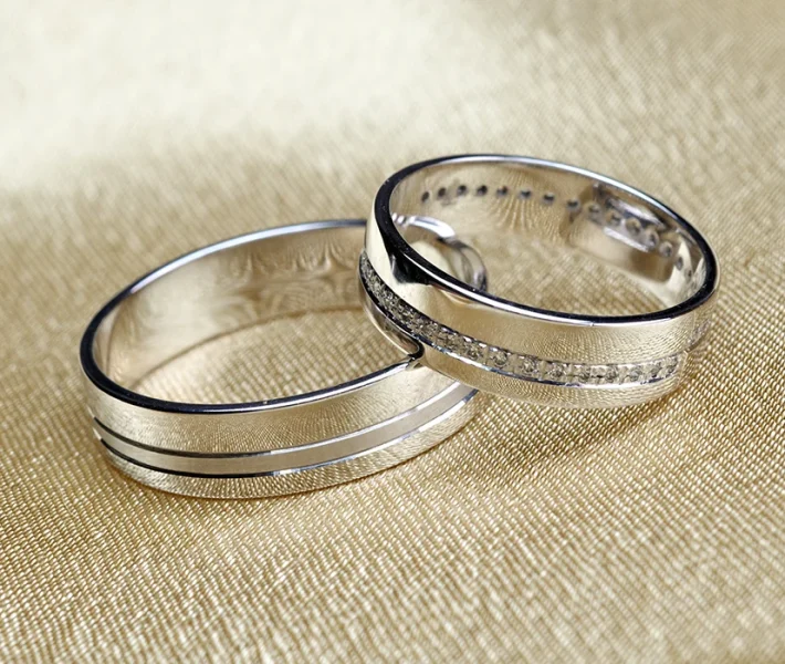 Men’s wedding bands Portsmouth, NH gold and tungsten styles