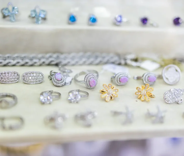 Floral jewelry with pastel gemstones